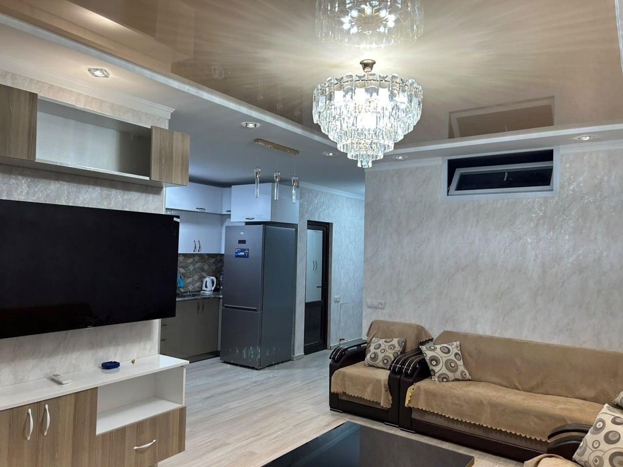 3-комнатная квартира — ул. Ангиса, 20-22 · 1/12