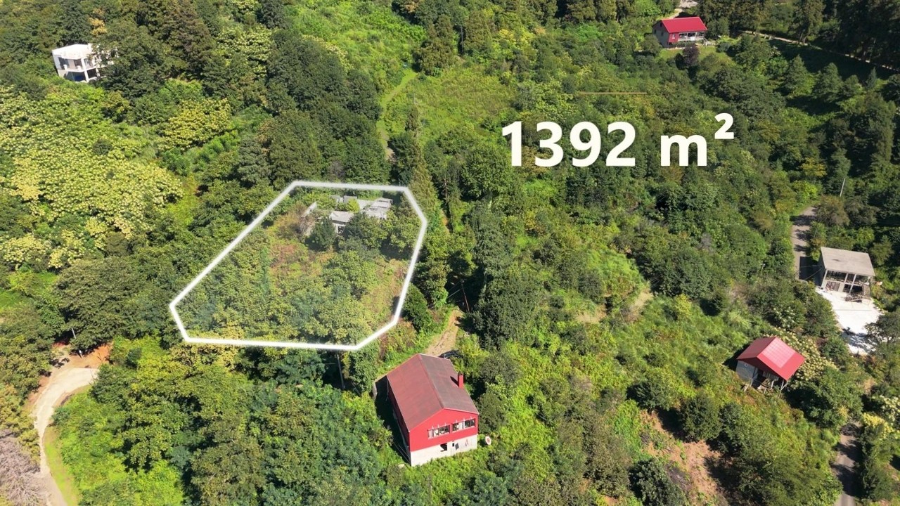 Kobuleti’de satılık arsa — 1.392 m² — $195.000 · 3/5