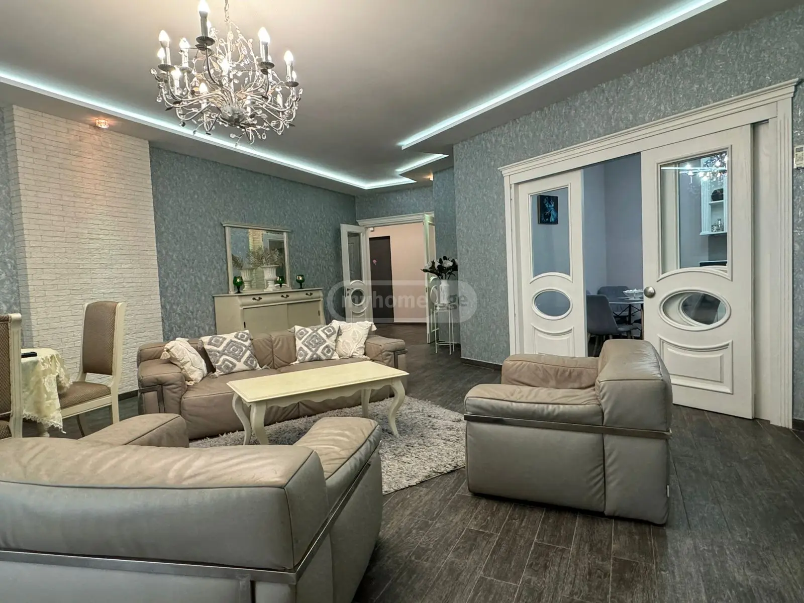 Batum, Makhinjauri’de kiralık 4 odalı daire · 5/5