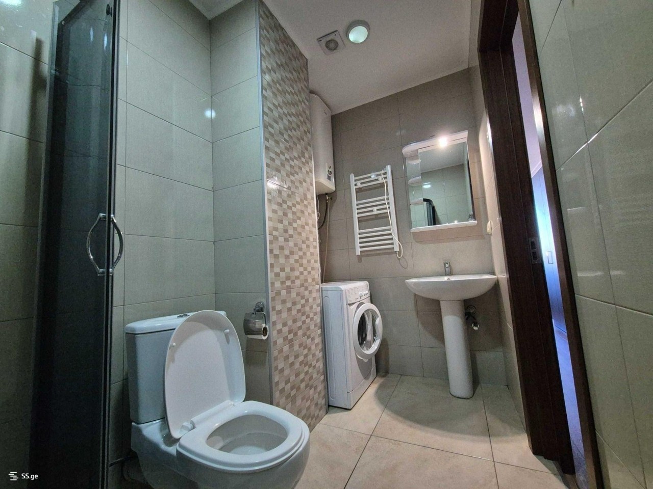 Batum’da kiralık stüdyo daire — Sherif Khimshiashvili Sokak, 47 — 34 m² — $400/ay · 3/5