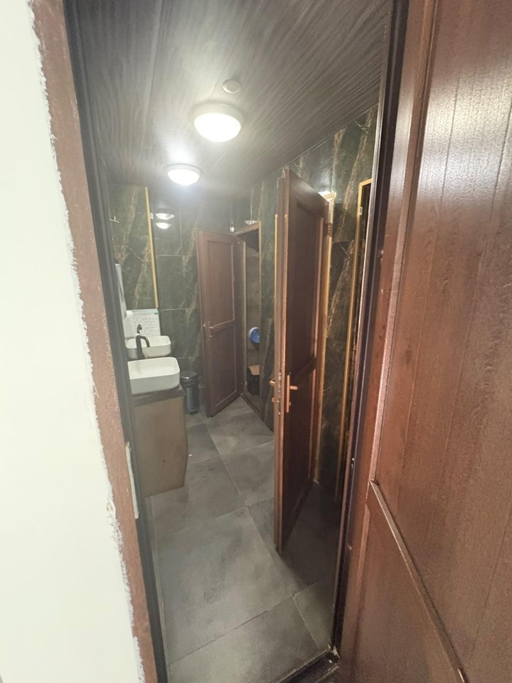 Коммерческое помещение — ул. Петра Багратиони, 220 · 27/27