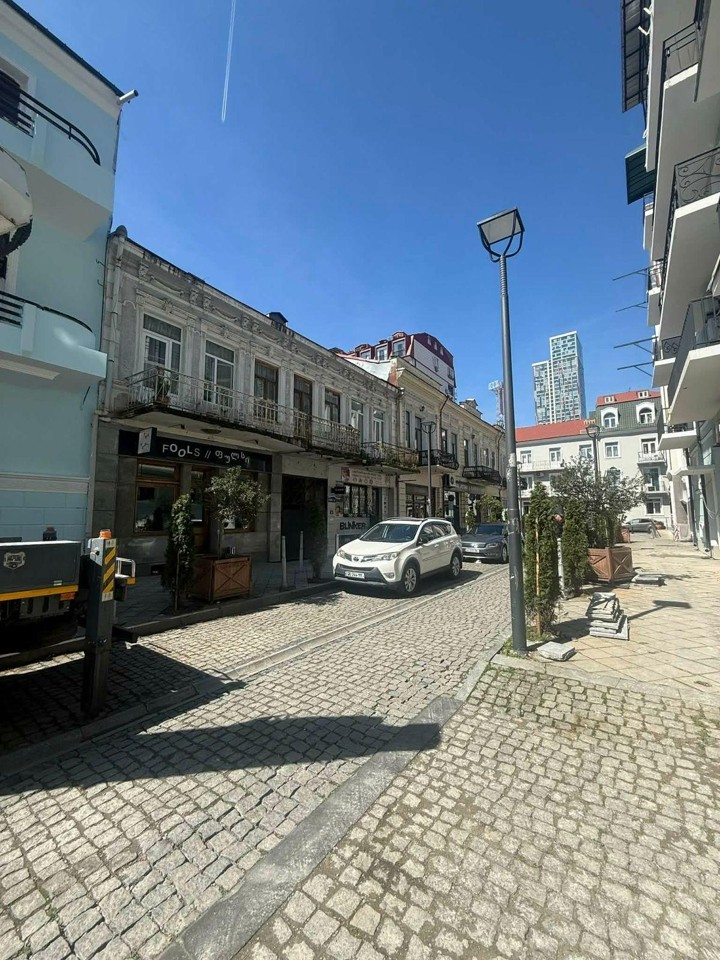 3-комнатная квартира — ул. Кутаиси, 4