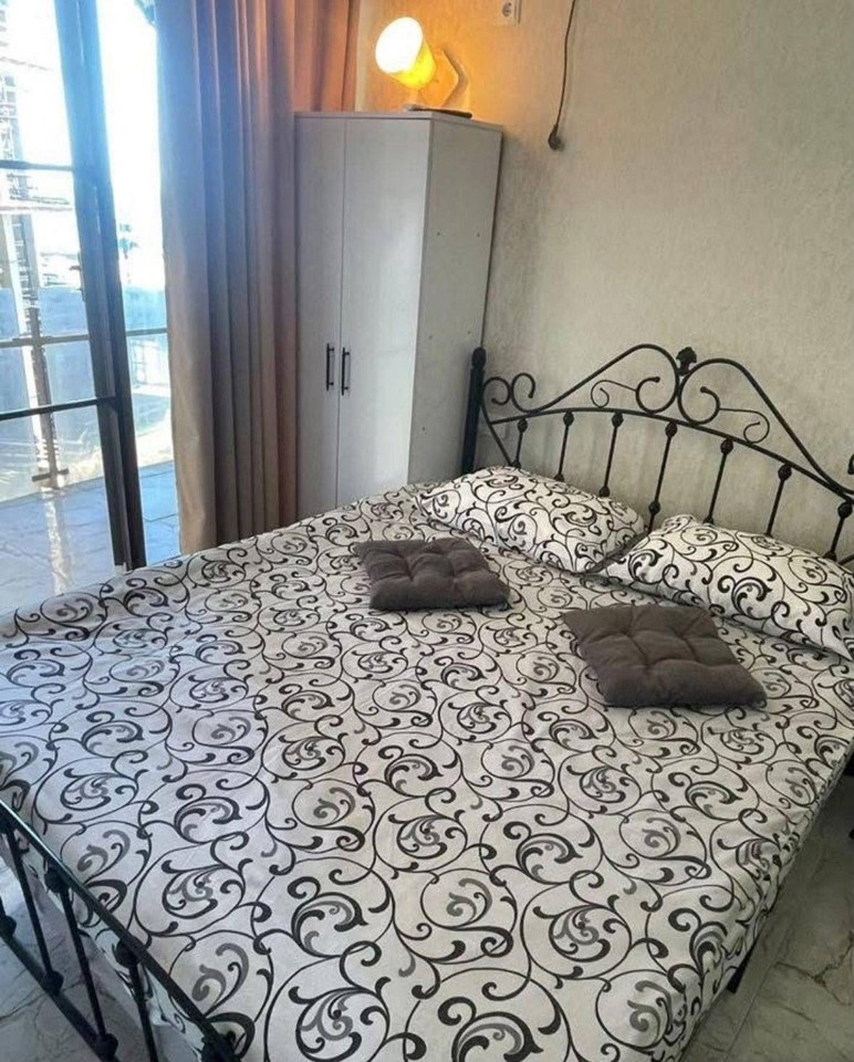 Batum’da kiralık stüdyo daire — Sherif Khimshiashvili Sokak, 47 — 30 m² — $300/ay · 2/5