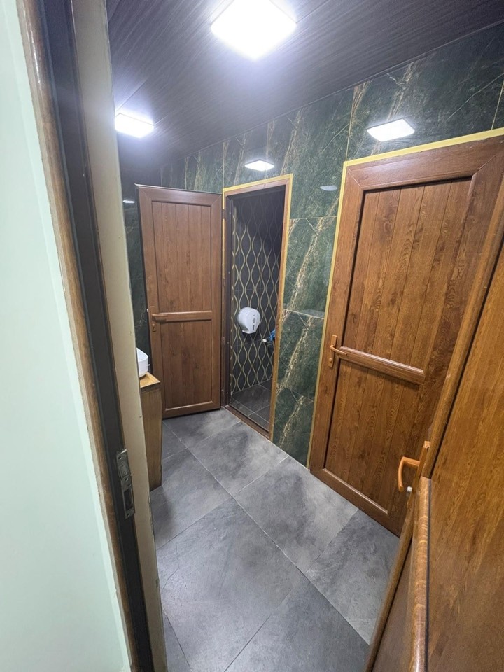 Коммерческое помещение — ул. Петра Багратиони, 220 · 26/27