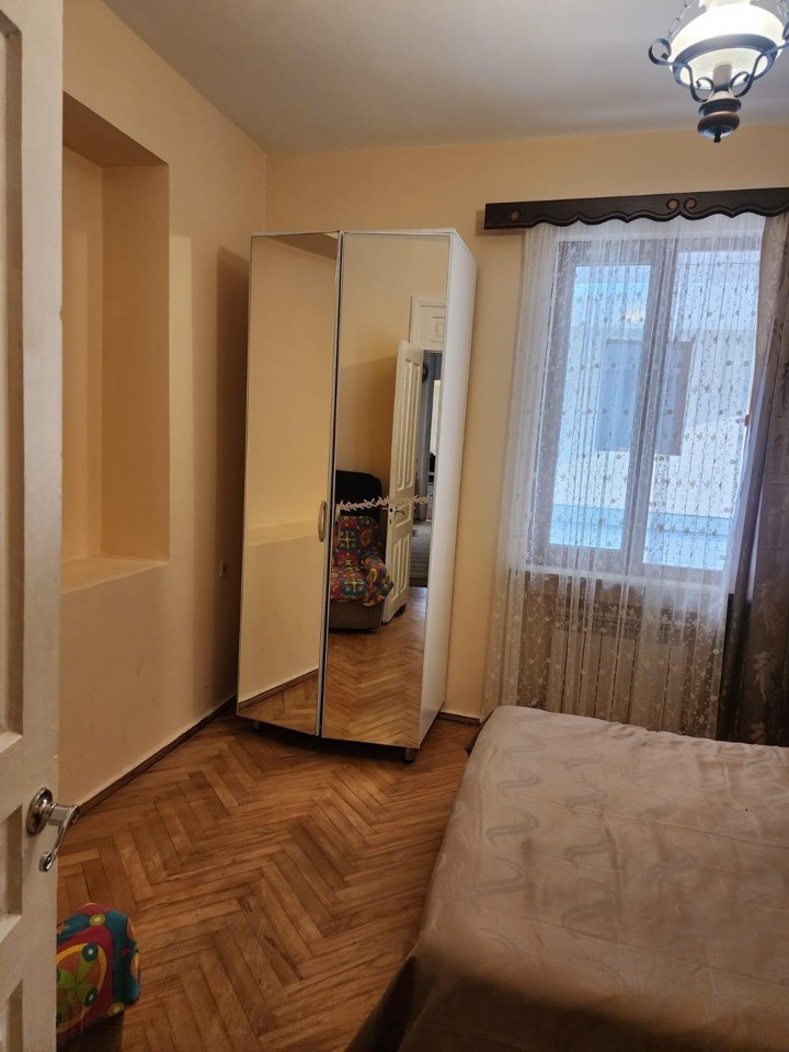 2-комнатная квартира — ул. Шота Руставели, 37 · 14/16